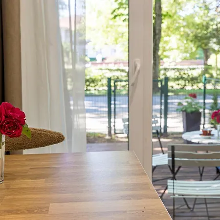 Beachside Apartament *